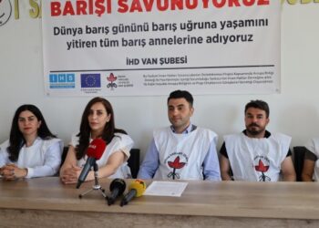 İHD eylemlerinde ‘halk iradesine saygı gösterin’ çağrısı