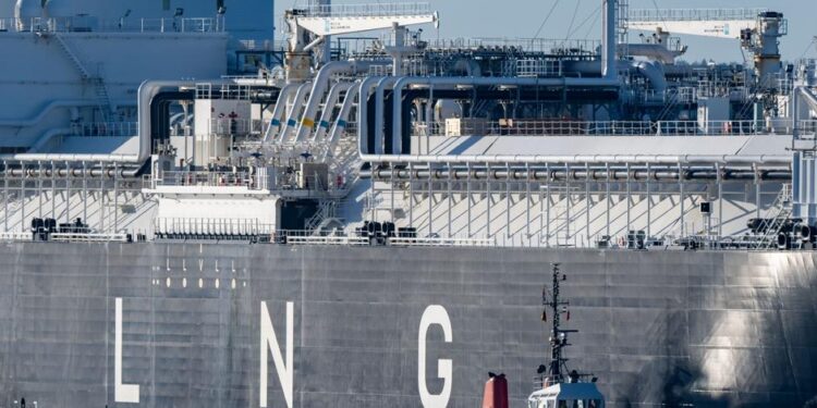 AB'nin Rusya'ya LNG yaptırımının ayrıntısı belli oldu