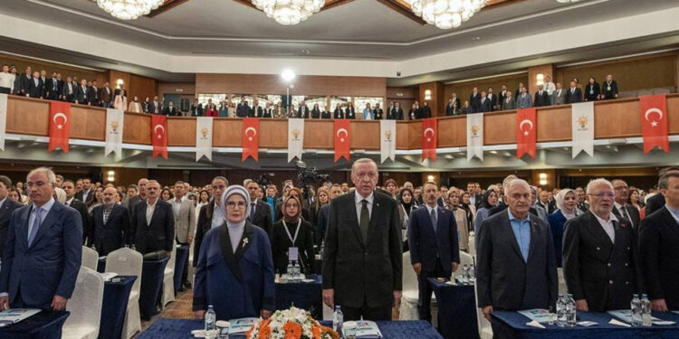 AKP yeniden kampa giriyor... 31 Mart yenilgisi değerlendirilecek, 2028’in yol haritası çizilecek!