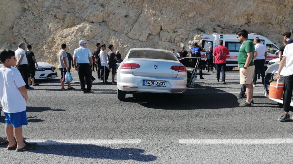 AKP'li başkan trafik kazasında hayatını kaybetti