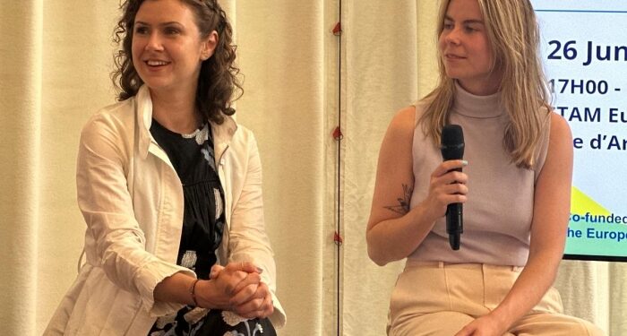 AP’nin genç vekili Strolenberg; aşırı sağa dikkat çekti, diğer partilerin gençlik yapılanmalarını eleştirdi