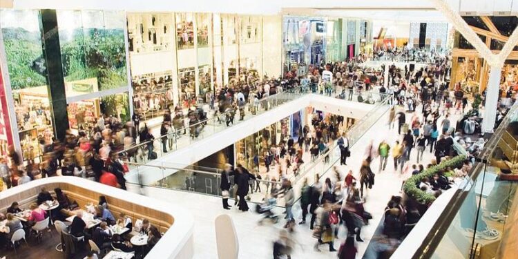 AVM ciroları martta yıllık yüzde 75,7 arttı