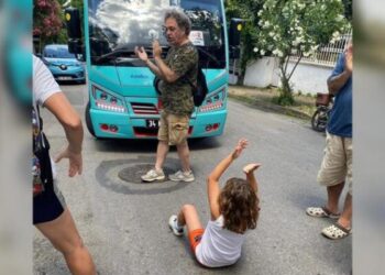 Adalar halkından İETT’ye ‘minibüs’ tepkisi: Gözaltılar var