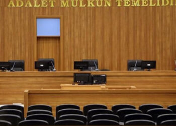 Adana hakimi 'tehdit ve şantaj'dan açığa alındı, başka dosyadan ihraç edildi