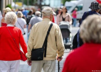 Almanya'da nüfus ancak göçle artacak