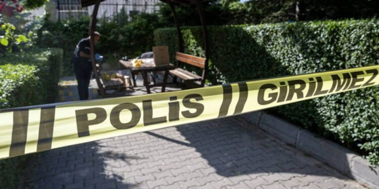 Ankara'da aile katliamı! Eşini ve çocuğunu öldürdükten sonra intihar girişiminde bulundu