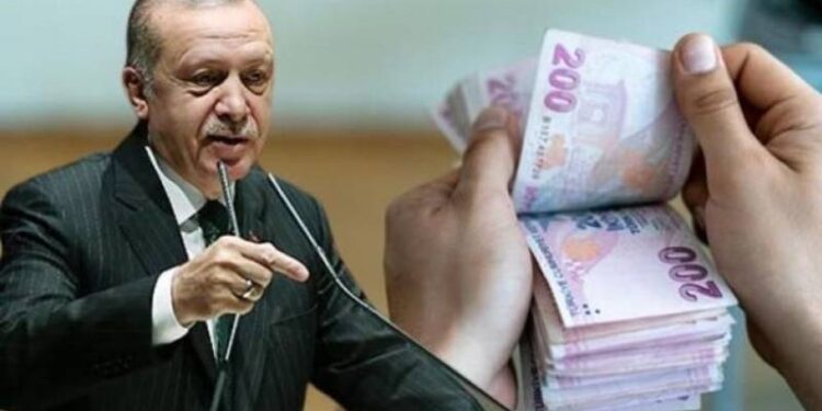 Asgari ücrete küçük bir zam gelebilir, yoksa Türkiye erken seçim sürecine yönelir