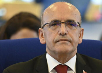 Asya'daki ilk yatırımcı toplantısı: Hazine ve Maliye Bakanı Mehmet Şimşek Singapur'da