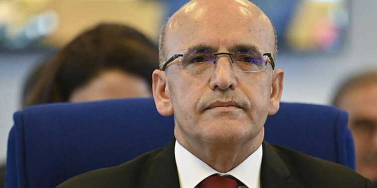 Asya'daki ilk yatırımcı toplantısı: Hazine ve Maliye Bakanı Mehmet Şimşek Singapur'da