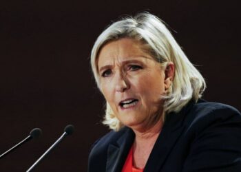 Avrupa’da aşırı sağ depremi: Fransa ve Belçika’da hükümet düştü