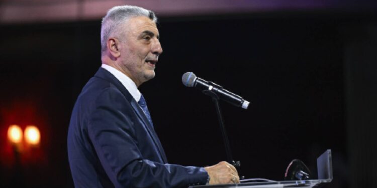 Bakan Bolat: Otomobil piyasasını normalleştireceğiz