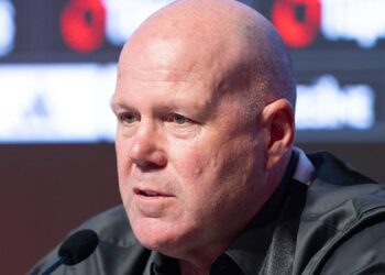 Beşiktaş'ta Friedel, iki yıldız için devreye girdi