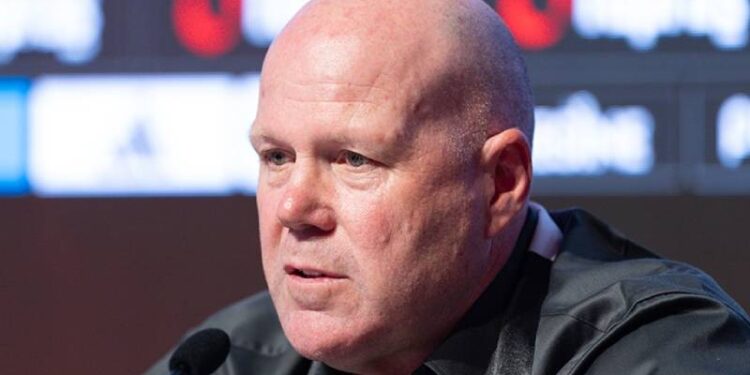 Beşiktaş'ta Friedel, iki yıldız için devreye girdi