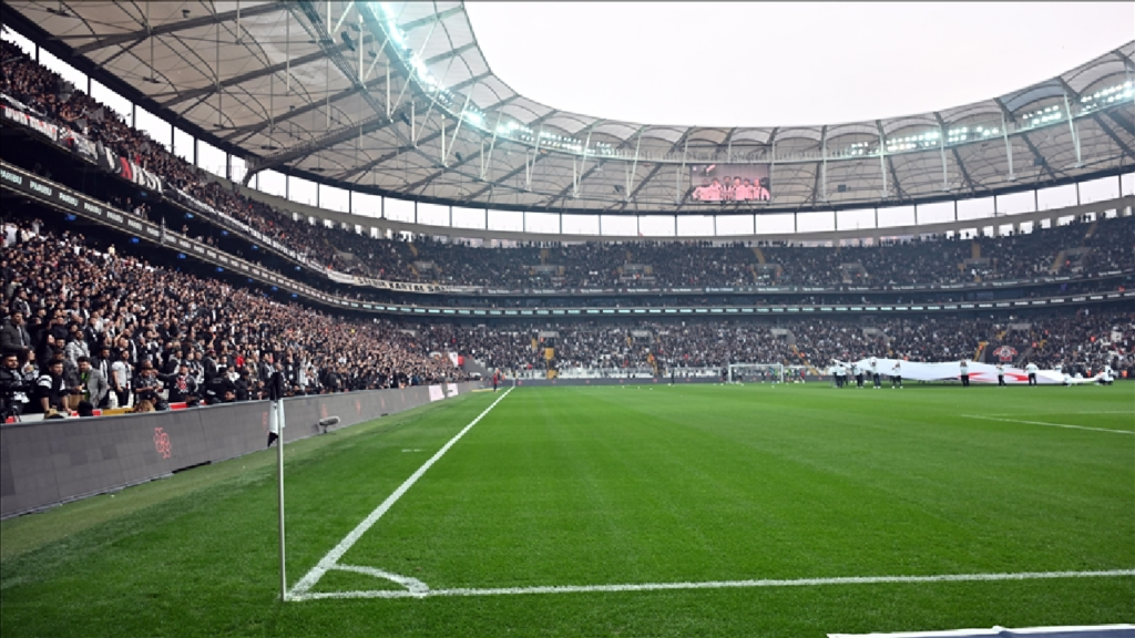 Beşiktaş'tan Gençlik ve Spor Bakanlığı'na stadyum başvurusu: Yanıt bekliyor