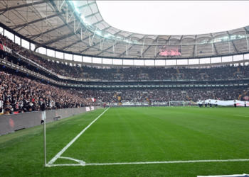 Beşiktaş'tan Gençlik ve Spor Bakanlığı'na stadyum başvurusu: Yanıt bekliyor