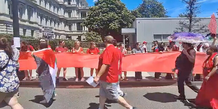 Beyaz Saray önünde Biden'a İsrail desteği protestosu