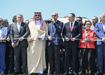 Bilal Erdoğan’ın konfederasyonu Etnospor'un festivali, uçuşlara kapatılan İstanbul Atatürk Havalimanı'nda başladı