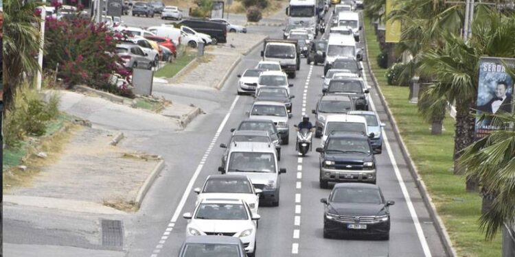 Bodrum'a 48 saatte 45 binden fazla araç giriş yaptı