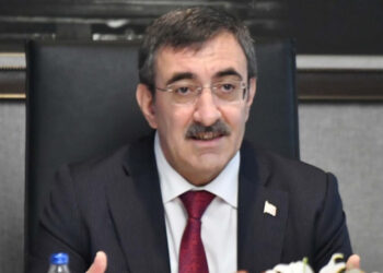 Borsada işlem vergisi alınacak mı? Cumhurbaşkanı Yardımcısı açıkladı