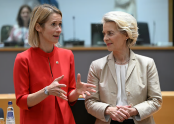 Brüksel’de liderler anlaşmaya yakın, Ursula von der Leyen koltuğu bırakmıyor