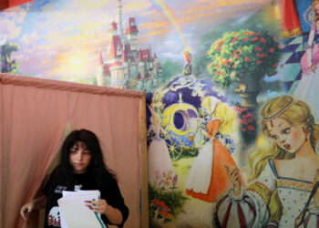 Bulgaristan, üç yılda altıncı kez sandık başında: Türkiye'de de oy kullanılıyor