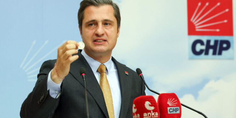 CHP Sözcüsü Deniz Yücel'den, Erdoğan'ın ziyareti öncesi kritik açıklama: 'Görüşmede gündeme gelebilir'