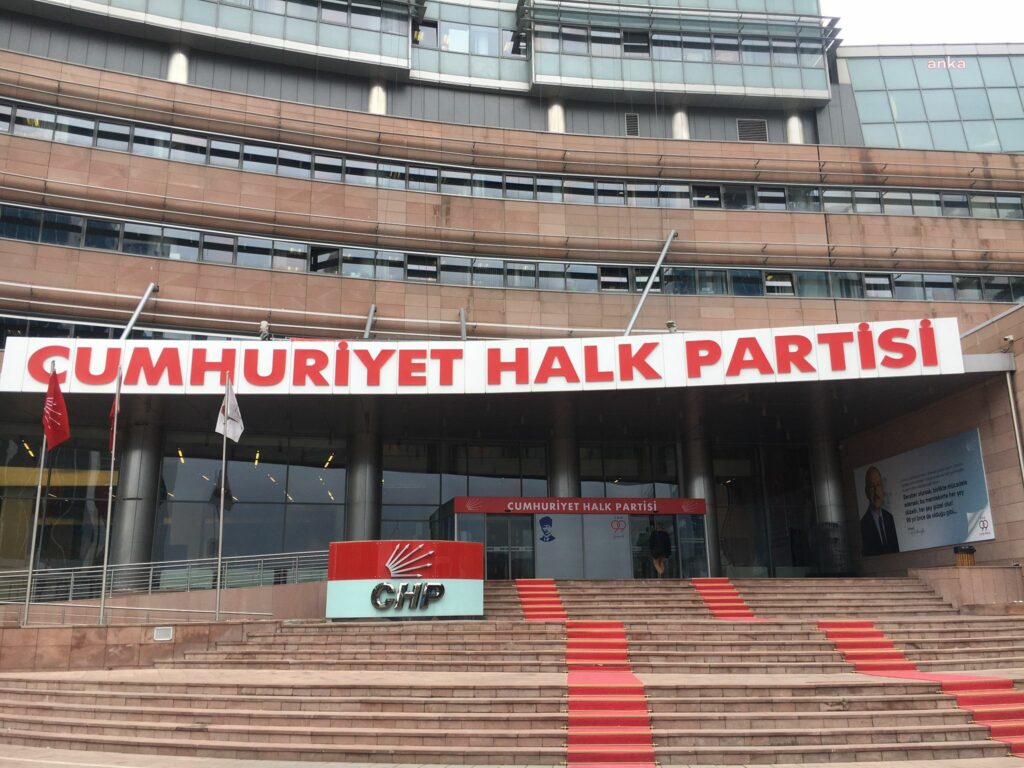 CHP erken seçim hazırlığına yurt dışından başlıyor