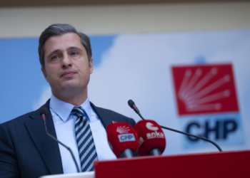 CHP sözcüsü Deniz Yücel: Ülkede yangın çıkıyor, iktidar üzerine alınmıyor