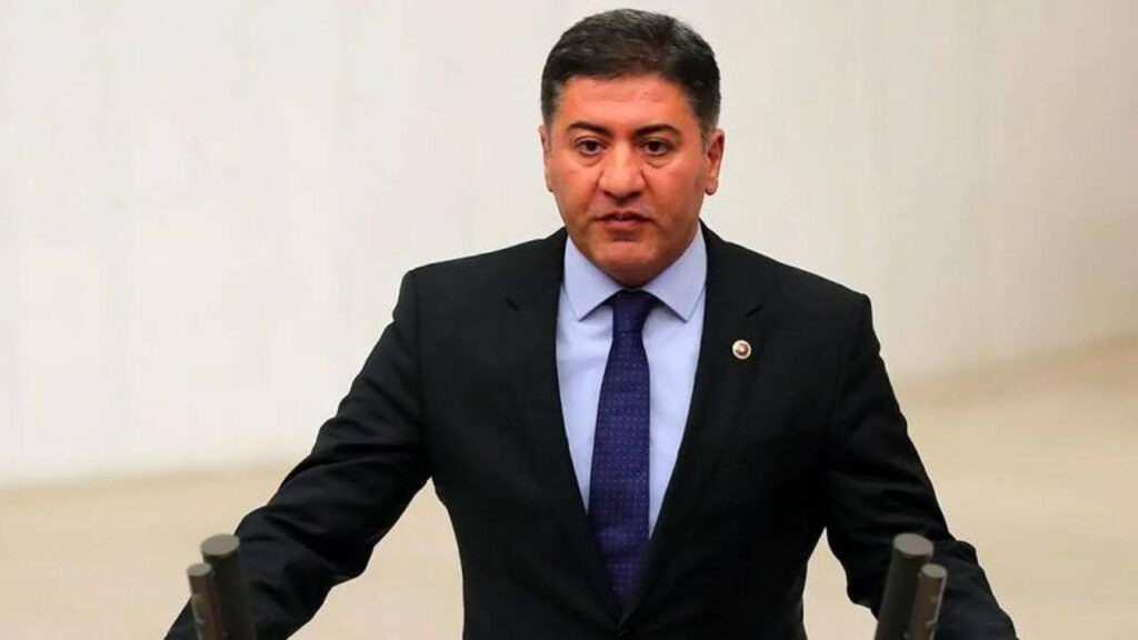 CHP'li Emir: Şehir hastanesinde bayramda acil ameliyat yapacak ekip yok