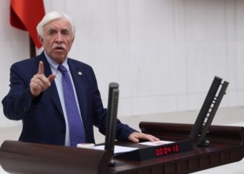 Çandar: Dışişleri Bakan Yardımcılarından birinin vize şirketleriyle ilişkisi var