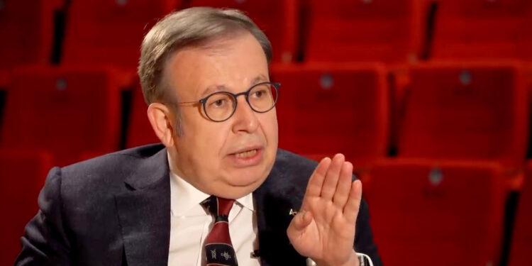 Cihat Yaycı, Hakan Fidan’ı hedef aldı: O papaza izin vermeseydin…