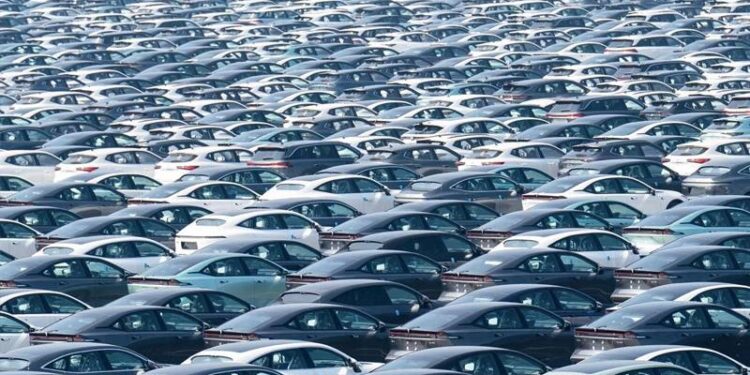 Çin'den ithal edilen tüm araçlara yüzde 40 ek vergi geldi