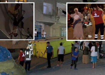 Çocuklarını rehin alıp camdan sarkıtan baba gözaltına alındı