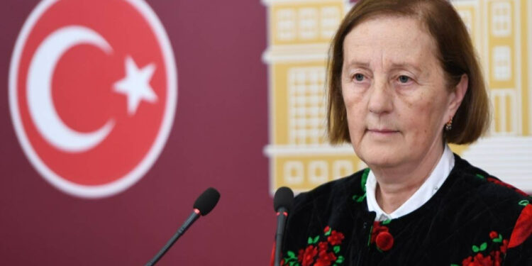 DEVA Partili Kavaf’ın acı günü