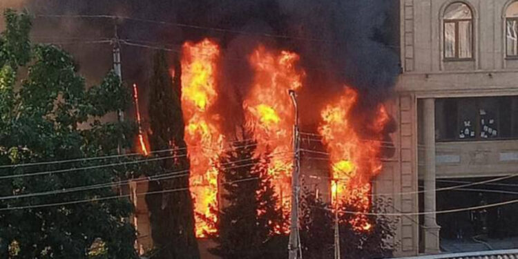 Dağıstan’da kilise ve sinagoga saldırı: 9 kişi öldü, kilise kundaklandı