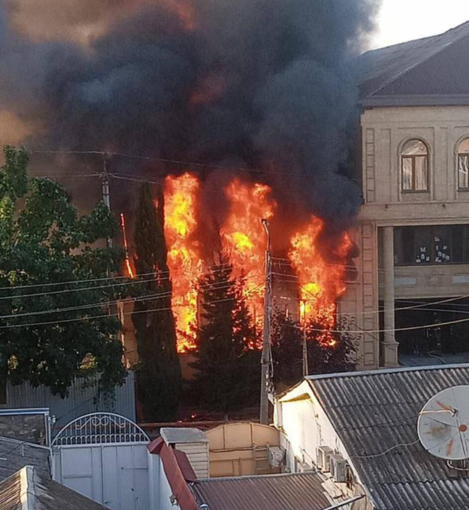 Dağıstan’da kilise ve sinagoga saldırı: 9 kişi öldü, kilise kundaklandı