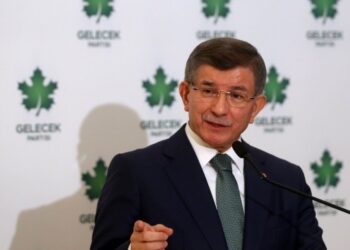 Davutoğlu’ndan kayyım açıklaması