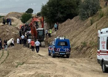 Denizli’de toprak kayması: Bir ölü, bir ağır yaralı var