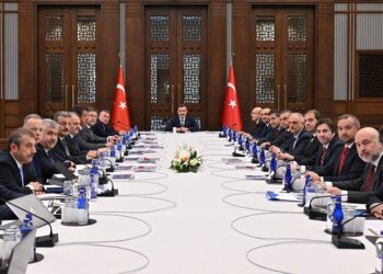 Dezenflasyon süreci başlıyor, enflasyon hızla gerileyecek