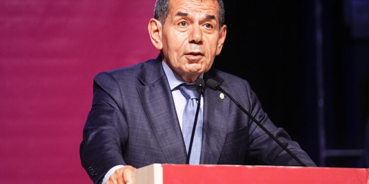 Dursun Özbek'ten transfer açıklaması: Oğuz Aydın ve Batshuayi...