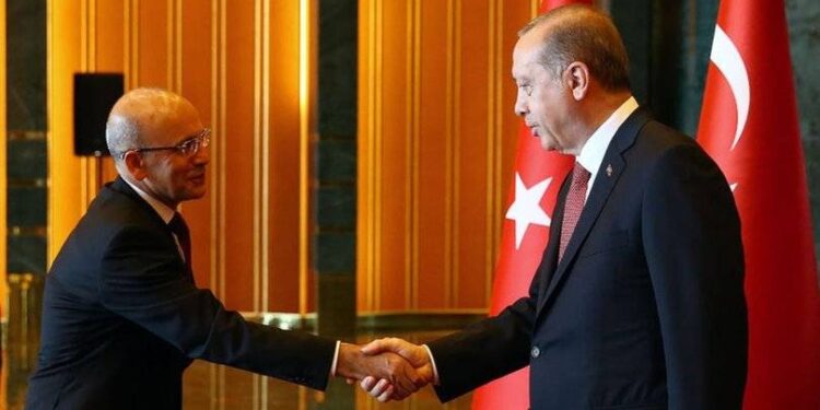 Enflasyon artık siyasi bir mesele; Erdoğan yabancı yatırımcıları kazandı, bedelini Türkler ödüyor
