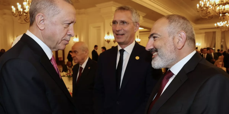 Erdoğan ile Paşinyan telefonda karşılıklı bayram ve yortu kutladı: “Önkoşulsuz tamamen normalleşme”