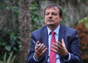 Ergin Ataman'dan dikkat çeken milli takım yorumu: 'Bizim bir Ronaldo'muz yok'