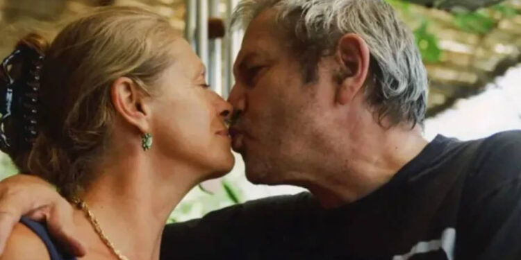 Eşinin ölümüne dayanamayan sanatçı aynı gün intihar etti