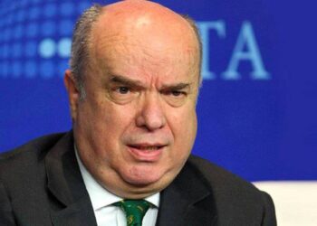 Fehmi Koru: ‘AK Parti yeni ortak arayışında; peki MHP onu bırakır mı?’