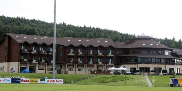 Fenerbahçe yeni sezon hazırlıklarına yarın başlıyor: Taraftarlara müjde verildi