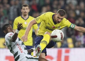 Fenerbahçe'nin en skoreri Edin Dzeko