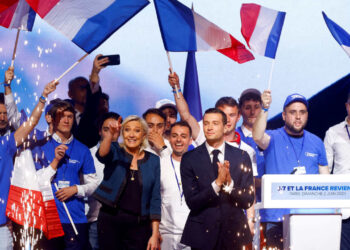 Fransa, 'Avrupa'nın geleceğini sarsacak' seçim için sandık başında: Son anketler ne diyor, senaryolar ne?