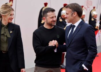 Fransa'nın Kiev'e Mirage 2000-5 savaş uçağı vereceğini açıklayan Macron: Ukrayna'ya asker konuşlandırmak tabu değil