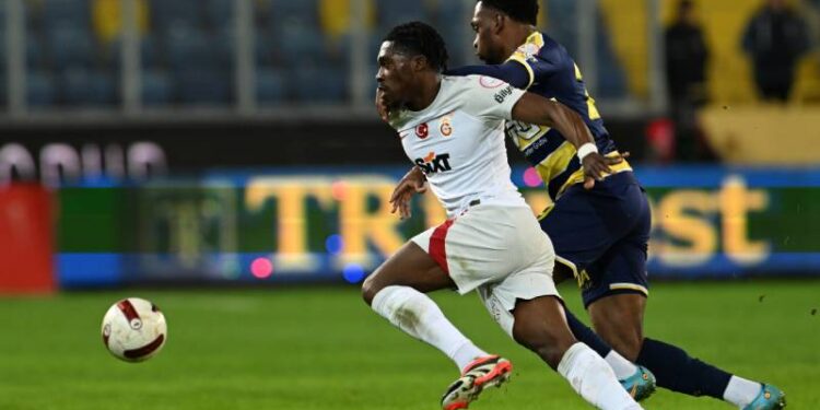 Galatasaray'dan Derrick Köhn kararı